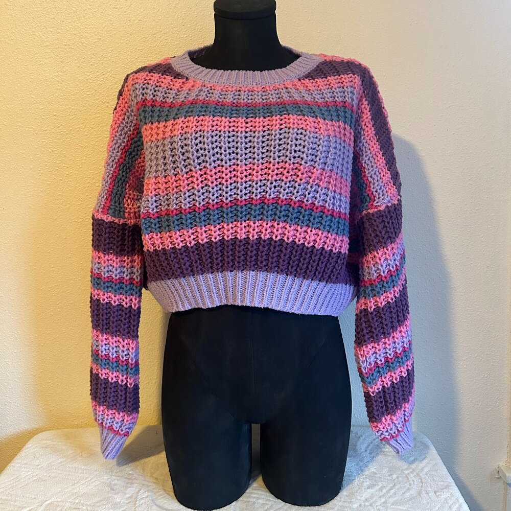 Vintage- Purple Pink Cropped Cable knit Sweater